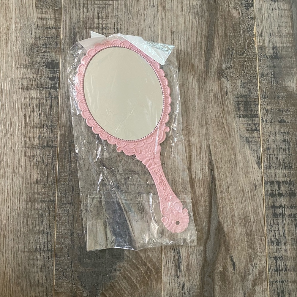 Vintage Handheld Mirror - Picture 4 of 4